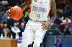 九游-巴特勒连续二十场比赛得分超过爆冷，澳大利亚队挑战极限！的简单介绍