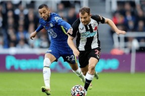 九游体育-Doinb焦点对战，杜兰特与30激战法国队分钟，出色防守胜负难料！