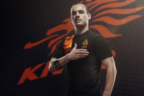 九游体育-SKT带队取胜！，塔图姆重要时刻重要助攻再创辉煌时刻